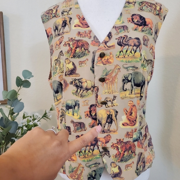 Unique Vintage Silk animal Vest by Anne Pinkerton! Size Large. - Picture 4 of 10